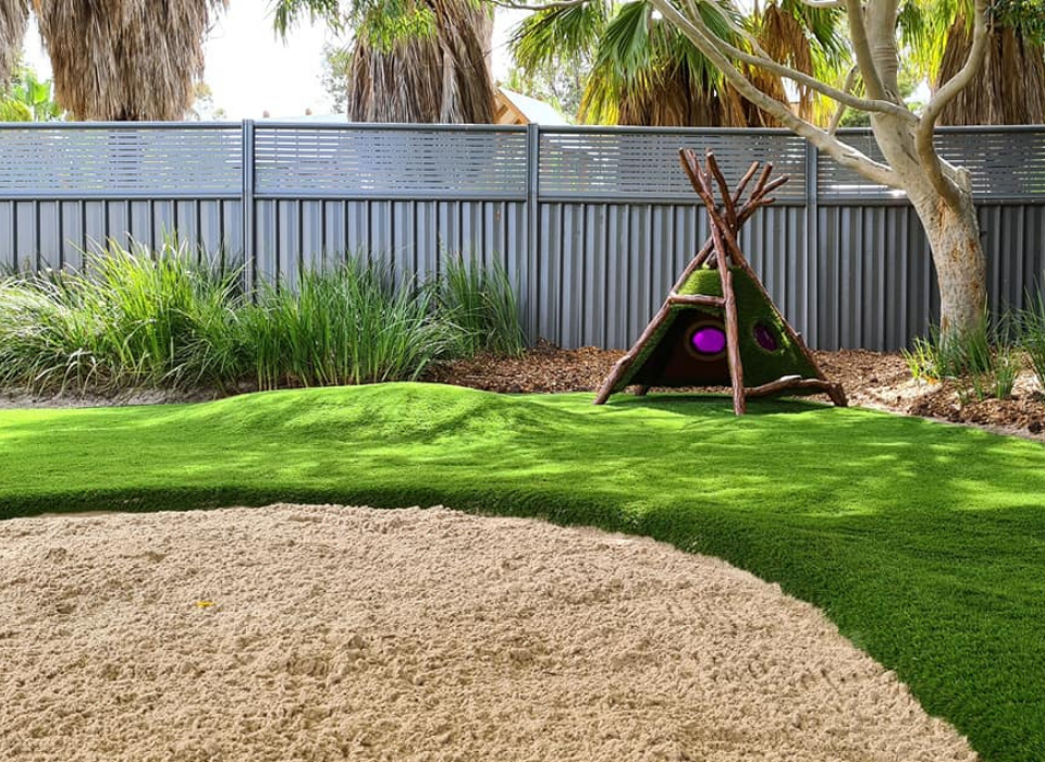 Sparrow Early Learning Alamanda - Outdoor sandpit and teepee